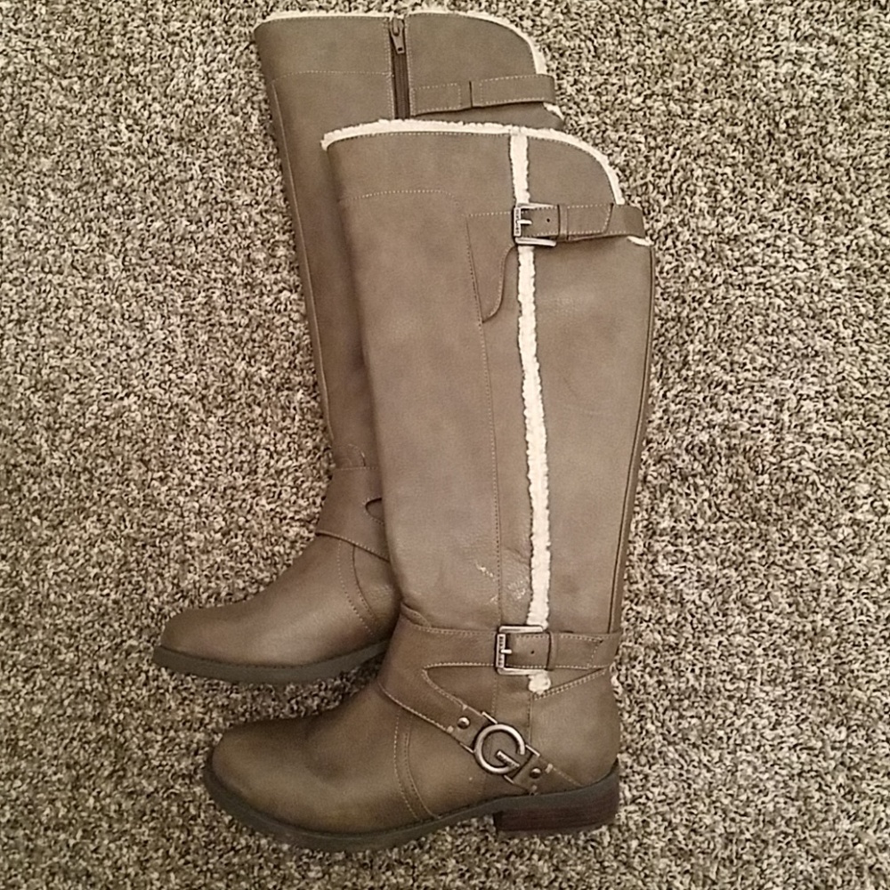 Taupe boots